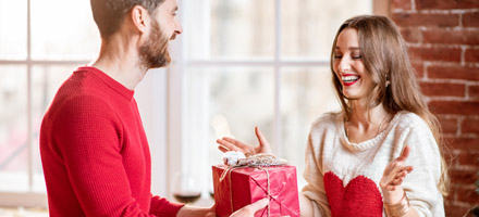 SZÜLETÉSNAPI AJÁNDÉKOK