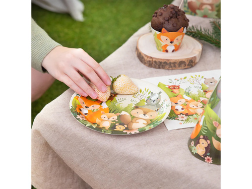 Erdei barátok születésnapi papírtányér - 18 cm - 6 db.