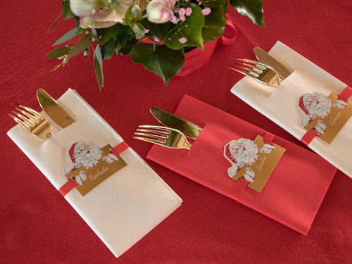 Légbehelyezett evőeszközzseb piros - 40 cm - 12 db.