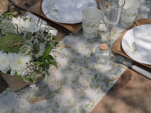 Asztali futó dekoráció zöld levelekkel - 26 cm x 3 m - 1 db.