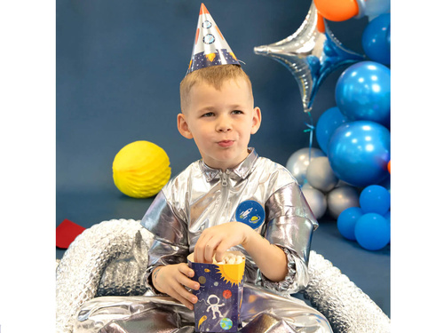 Kozmosz születésnapi sapkák - 6 db.