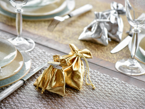 Arany táskák vendégeknek - 8 x 10 cm - 6 db.