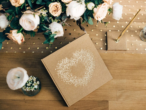 Fehér organza arany pöttyökkel - 36 cm x 9 m.