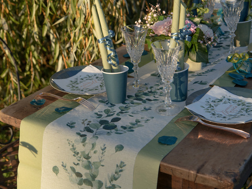 Eukaliptusz levelekkel díszített asztali futó - 26 cm x 3 m - 1 db.
