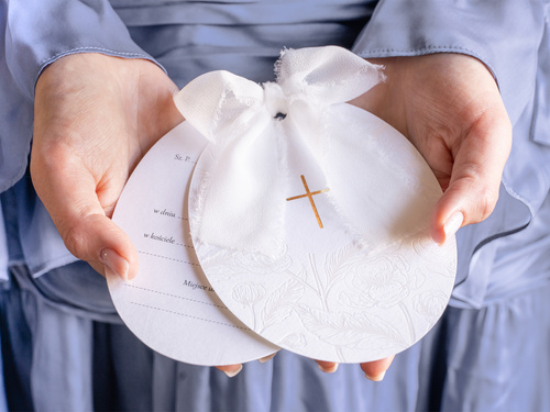 Áldozócsütörtöki meghívó fehér díszítéssel - 10 db.