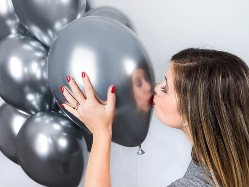 Fényes ezüst latex lufi - 33 cm - 50 db.
