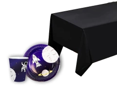 Kozmosz terítő + poharak + papírtányérok készlet - 25 db.