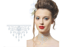 Mosható tetoválás nyaklánc gyémántokkal