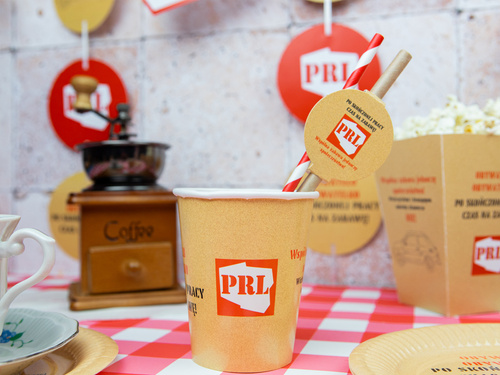 PRL születésnapi papírpoharak - 250 ml - 6 db.