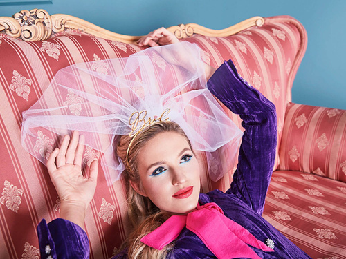 Menyasszonyi fejpánt fátyollal - 1 db.