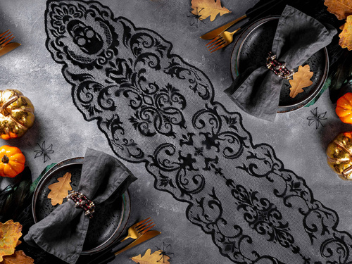 Halloween koponyák fekete asztali futó - 35 x 180 cm - 1 db.