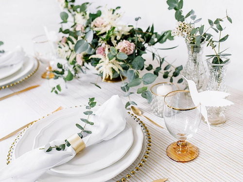 Fehér organza arany csíkokkal - 48 cm x 9 m.