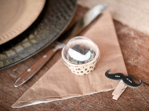 3 rétegű szalvéta 33 cm, barna - 20 db.