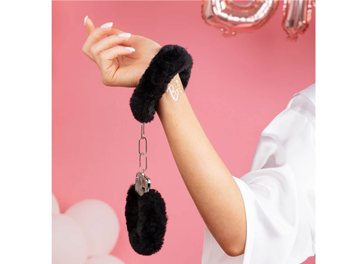 Fekete mandzsetta szőrmével - 1 db.