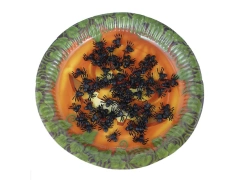 Fekete műanyag pókok Halloweenre - 70 db.