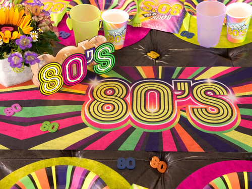 Asztali dekoráció 80-as évek 80-as évek asztali futó - 30 cm x 3 m - 1 db.