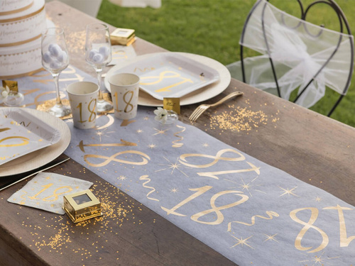 Nyomtatott asztali futó dekoráció 18. születésnapra - 30 cm x 5 m - 1 db.