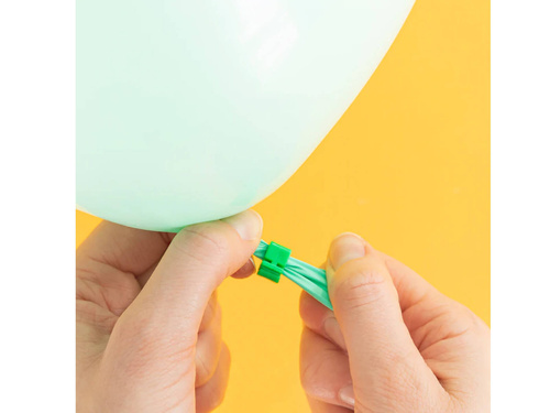 Fehér léggömbzáró klipszek - 100 db.