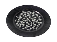 Halloween fluoreszkáló pókok dekoráció - 70 db.