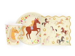 Csészék + szalvéták + papírtányérok készlete Lovak - 22 db.