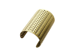 Barna karkötő szögletes szegecsekkel