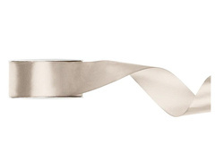 Szatén szalag, tört fehér, 38 mm / 25 m, 1 db.