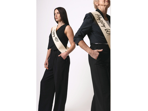 Bézs színű szíj Happy 40 felirattal - 1 db.