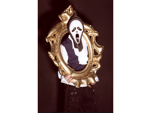 Sikoly maszk csuklyával Halloweenre - 1 db.