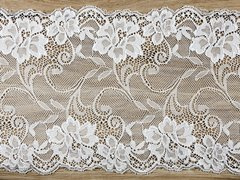 Csipkefutó díszítés - 9 m - 1 db.