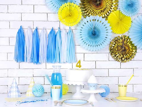 Kék fa evőeszközkészlet - 18 darab.