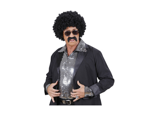 Fekete göndör ügynök paróka bajusszal és napszemüveggel