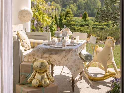 Virágos fóliás terítő - 180x120 cm - 1 db.