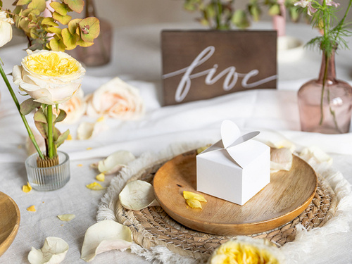 Szívdobozok vendégeknek fehér - 10 db.