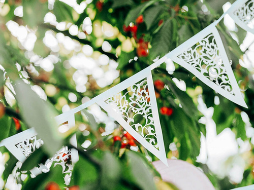 Gyöngyház papírfüzér - 19,5 x 300 cm - 1 db.