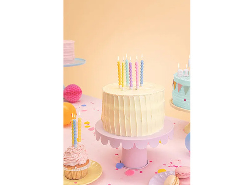 Színes születésnapi gyertyák - 8,5 cm - 6 db.