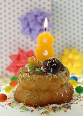 Nyolcas gyertya 8 borsó - 1 db.