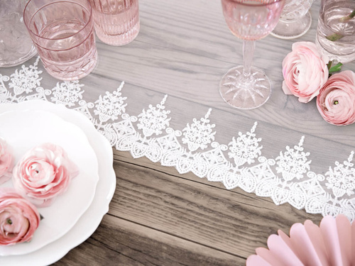 Csipkefutó díszítés - 9 m - 1 db.