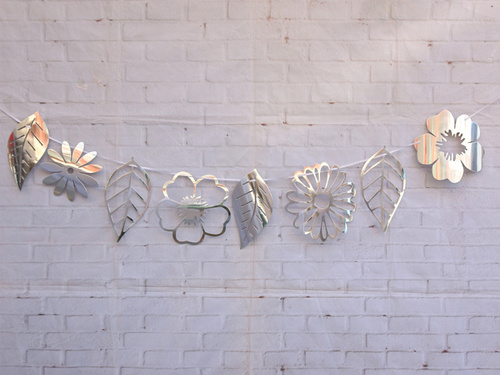 Ezüst virágfüzér - 1 db.