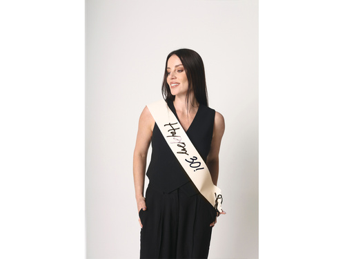 Bézs színű szíj Happy 30 felirattal - 1 db.