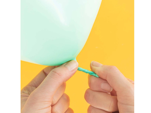 Léggömbzáró klipszek mix színekben - 100 db.